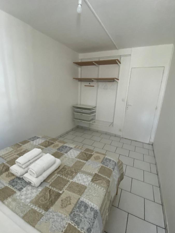 Appartement Moderne, 2 Chambres, Proche Aeroport • Chu • Port Les Abymes Exterior photo